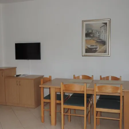 Nada Apartament