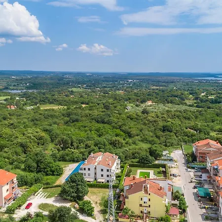 Nada Apartament *