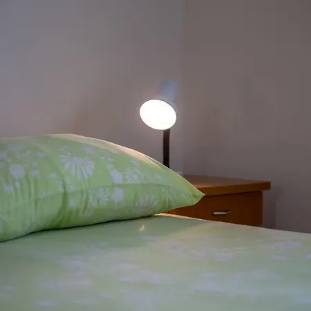 Nada Lägenhet *