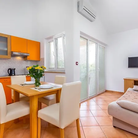 Nada Apartament *